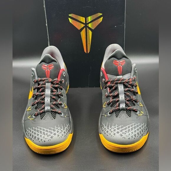 Nike Zoom Kobe Venomenon 4 - Picture 1 of 11